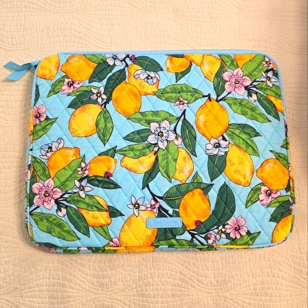 NWT Vera Bradley Laptop Sleeve "Lemon Grove"